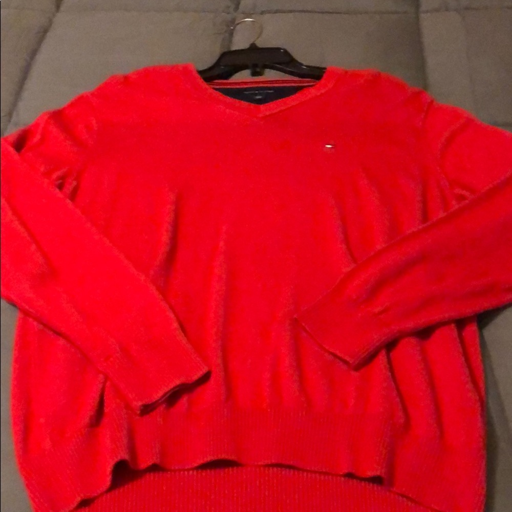 Tommy Hilfiger Sweater (RED, Size Medium)